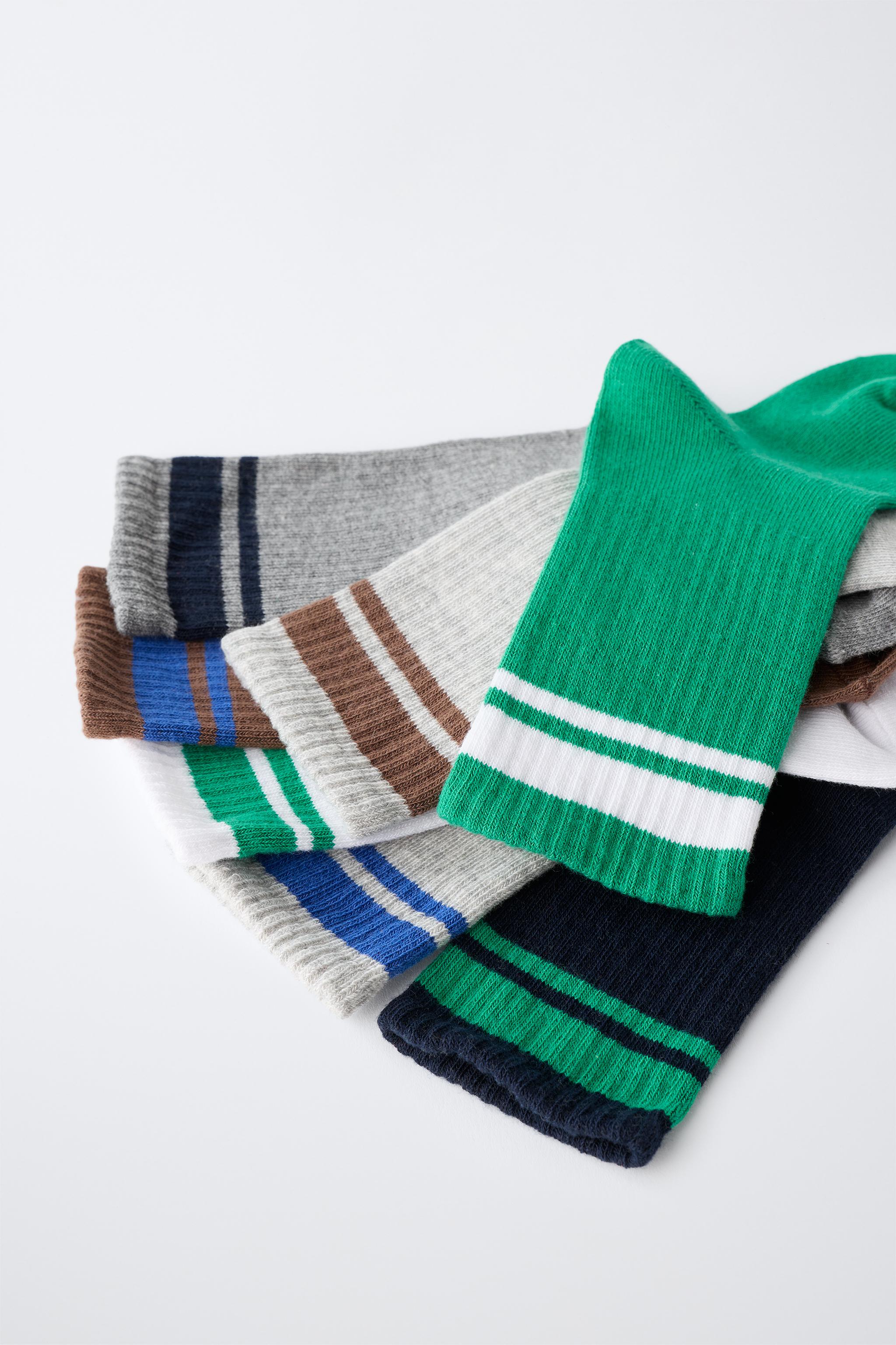 SEVEN-PACK OF STRIPED CREW SOCKS